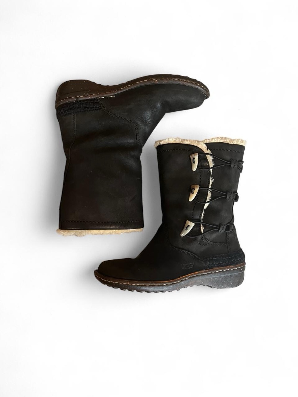 🌟 UGG Kona Black Leather Toggle Boots 🌟